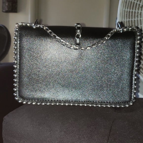 Small Black handbag studded Details - Picture 4 of 5